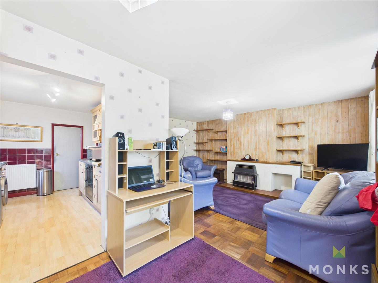 4 Judith Butts Lane, Shrewsbury, SY2 5BG For Sale